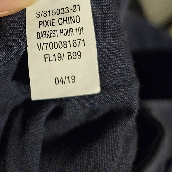 Lot of 2 Old Navy Pixie Pants - Picture 3 of 3